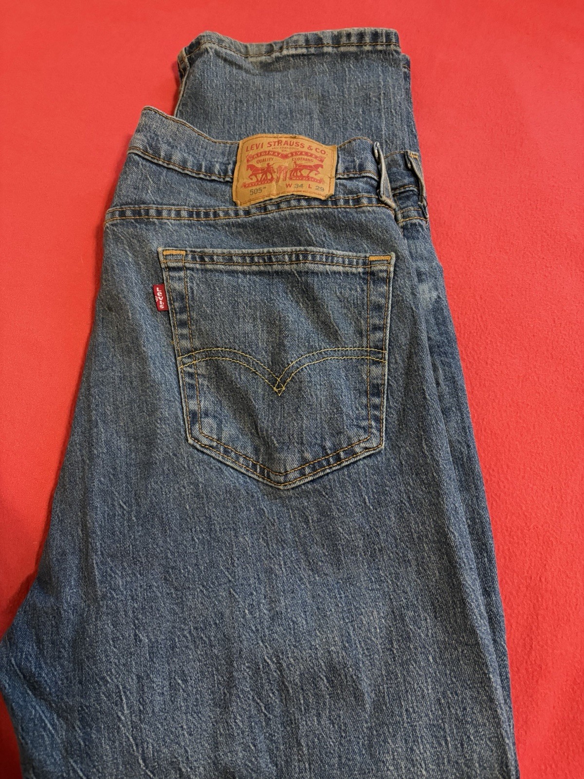 Levi’s Men’s Blue Denim Jeans Regular Fit Mid Rise Straight Medium Wash Pockets