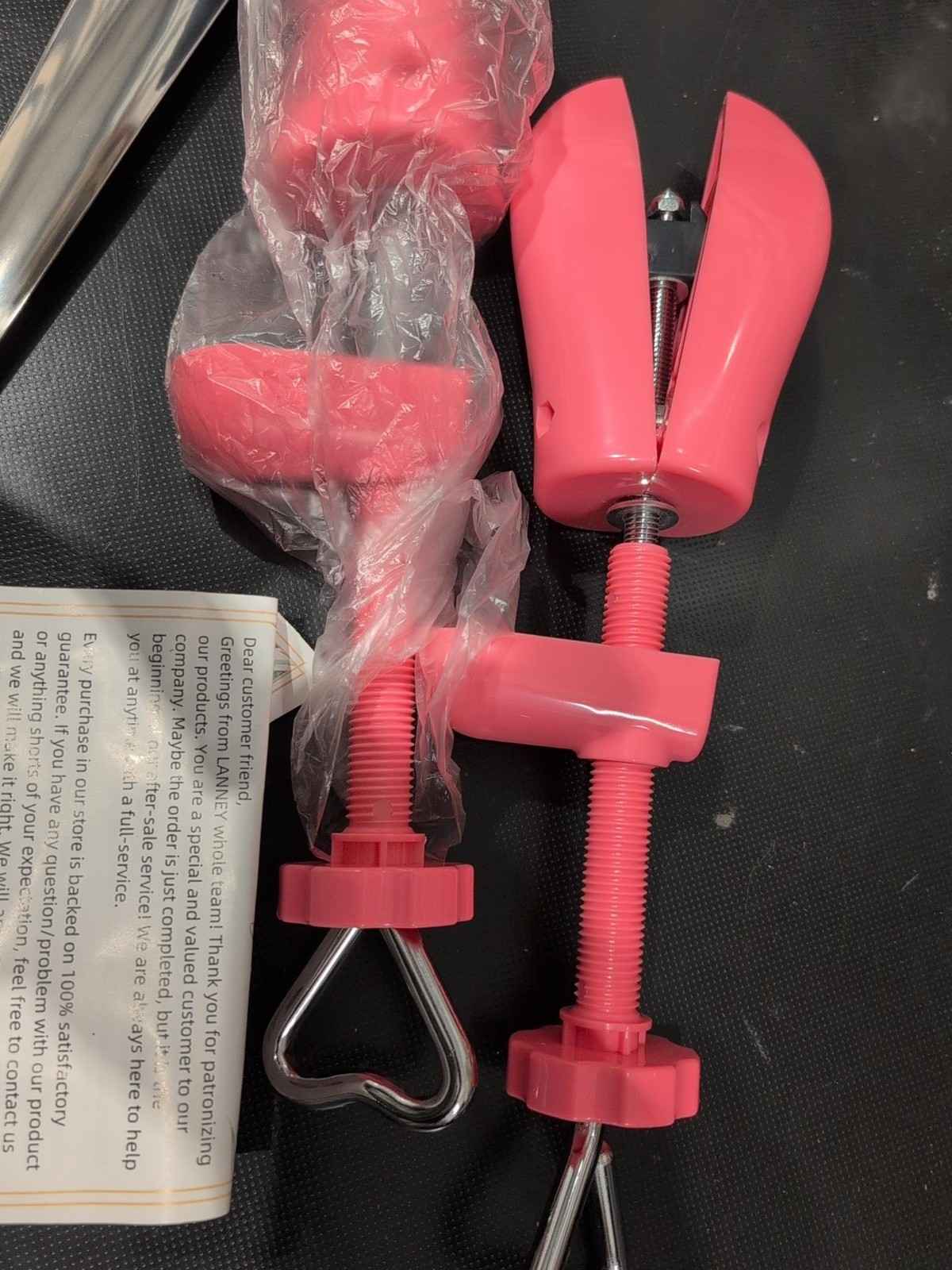 LANNEY Shoe Stretcher Unisex Size 5.5-10 Pink Adjustable Pair With Shoe Horn