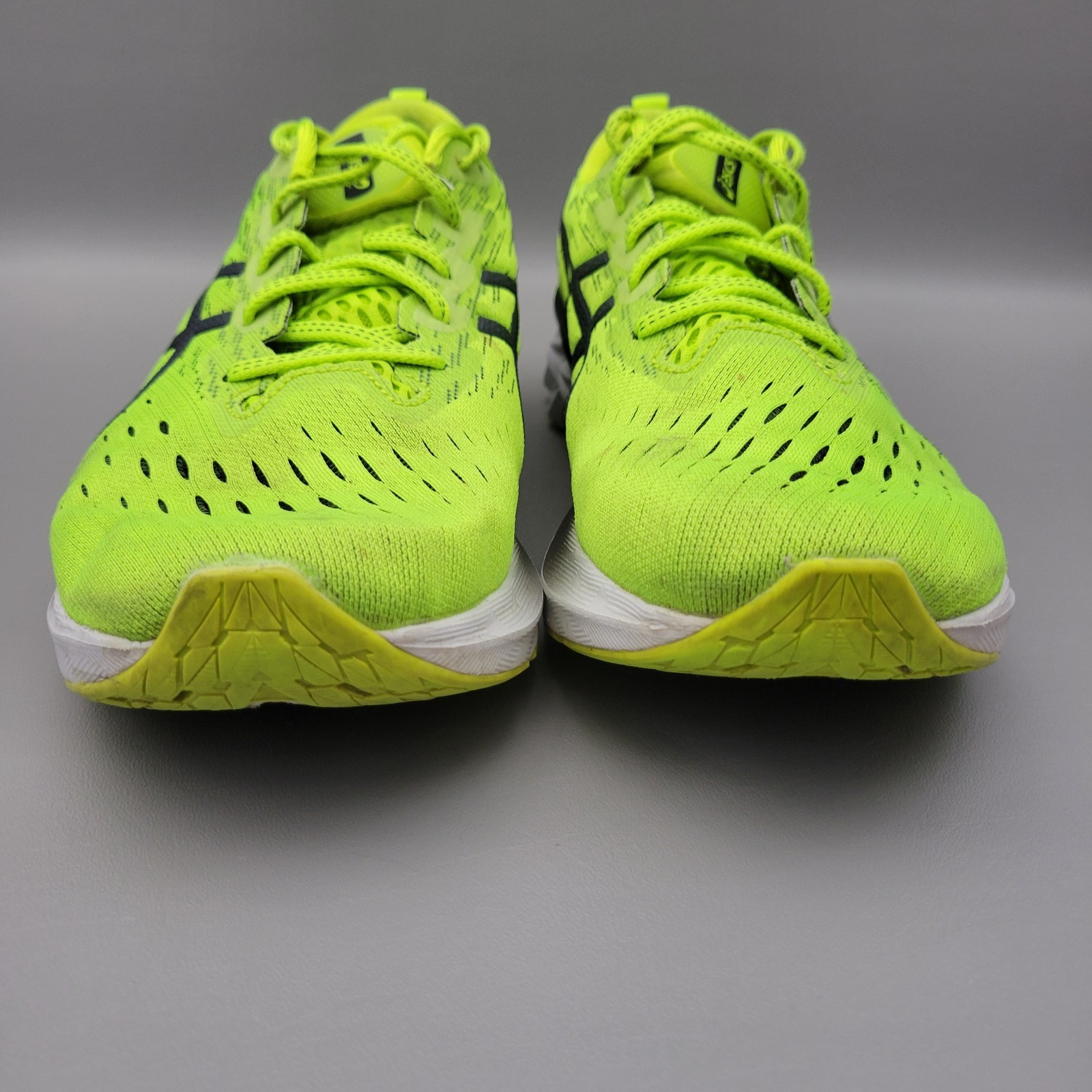 ASICS Novablast 2 Shoes Mens Size 12 Green FF Blast Running Trainer 1011B192