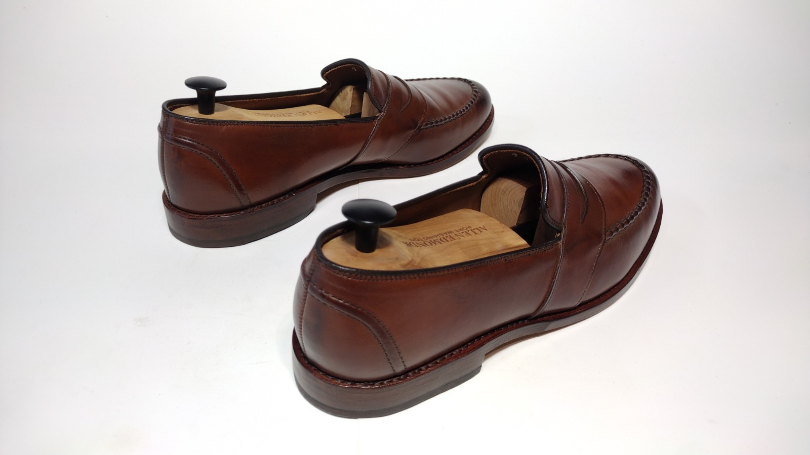 Allen Edmonds Randolph Penny Loafer – Chili – 9D (with AE shoe trees, bag, box)