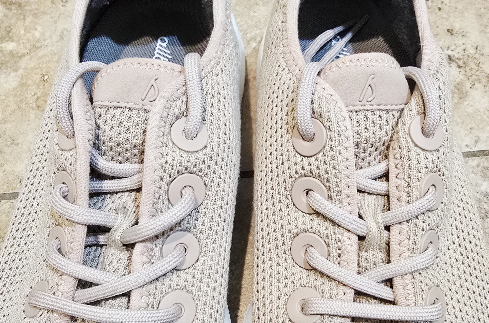 Allbirds TR Tree Runners Mens 11 Beige Tan Casual Lightweight Athletic Sneakers