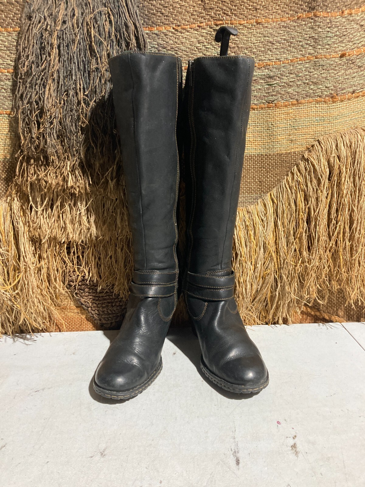 Born Womens 7.5M/W Leather Tall Boots Black Buckle Strap