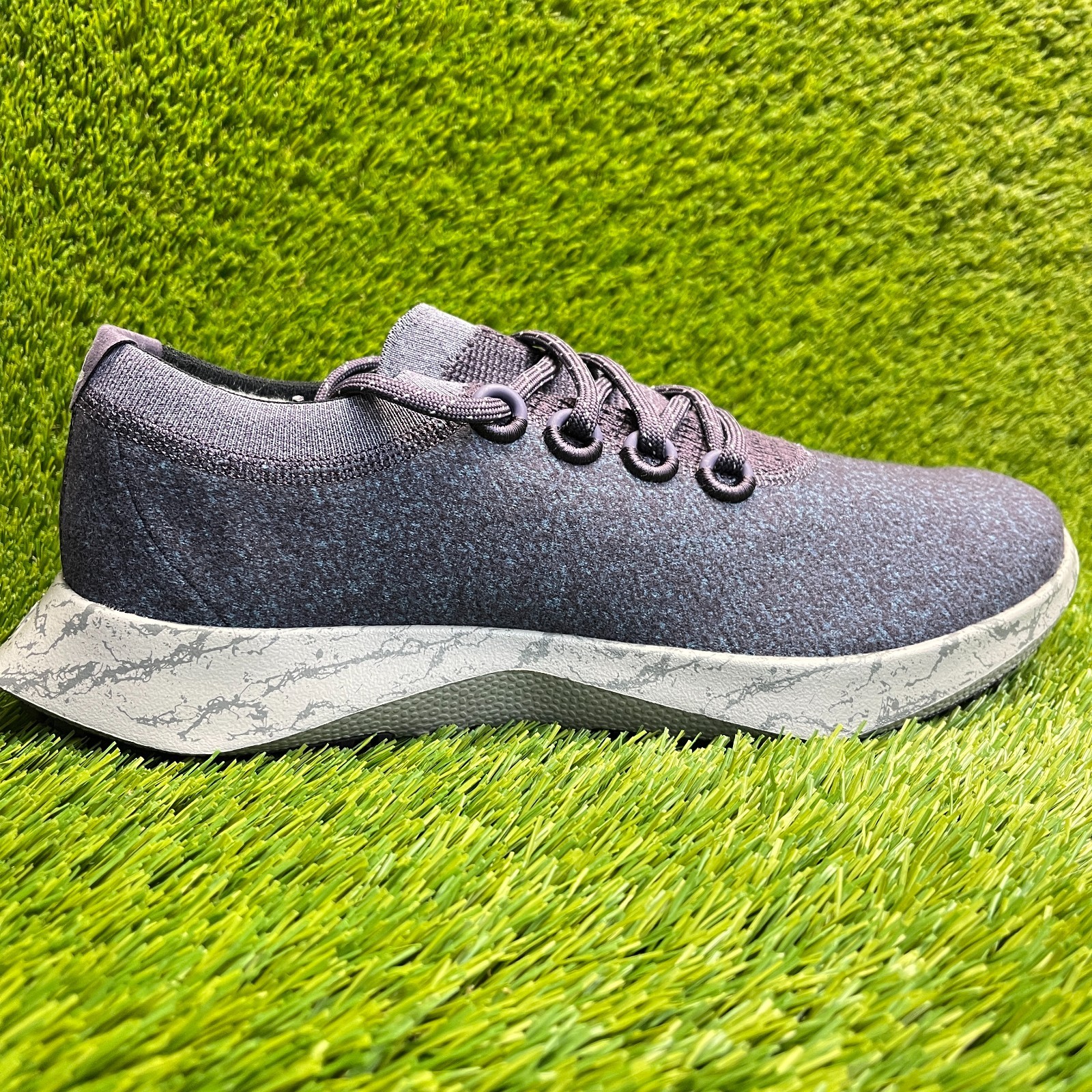 Allbirds Wool Dasher Mizzles Mens Size 12 Purple Gray Running Shoes Sneakers