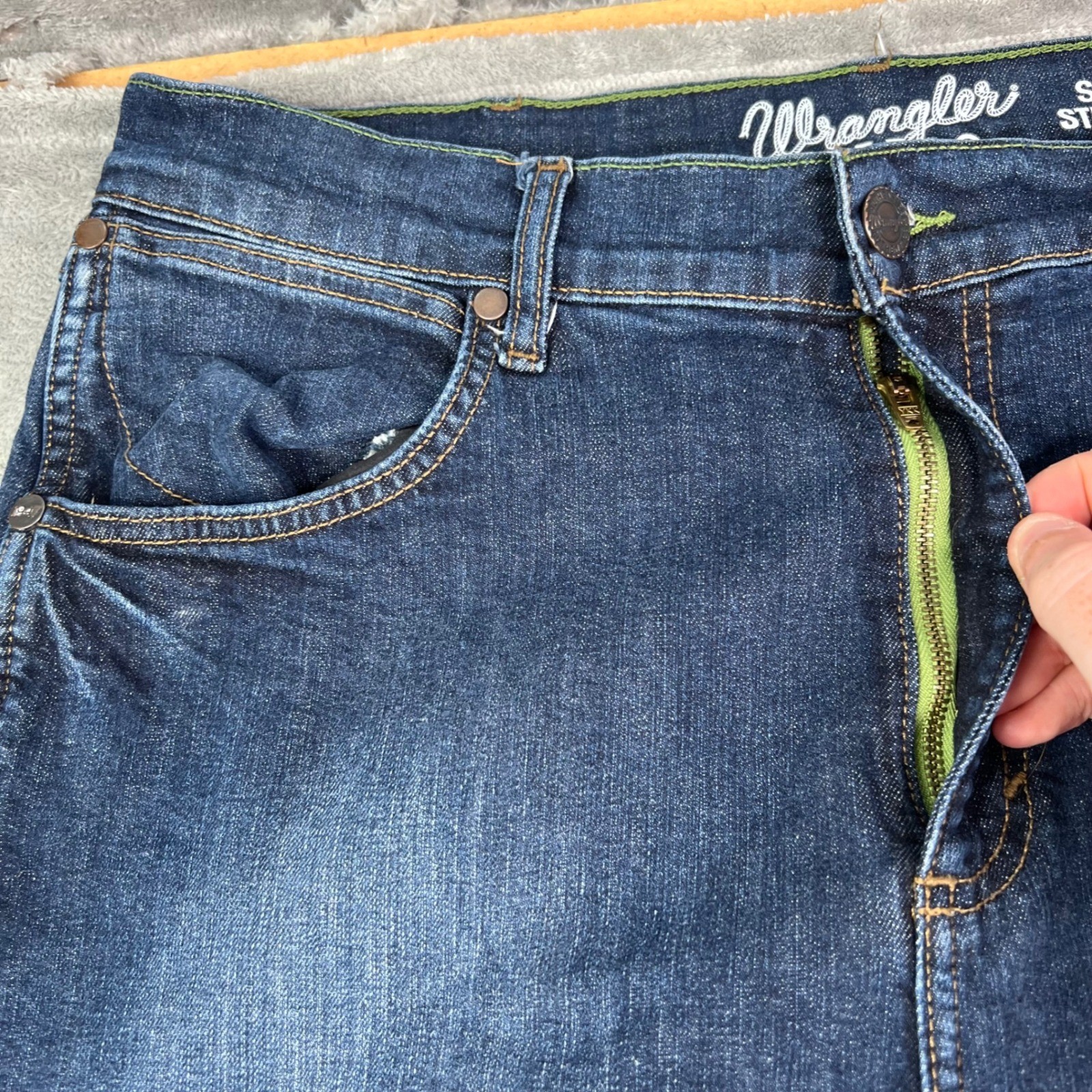 Wrangler Retro Slim Straight Jeans Mens 34×34 Blue Medium Wash Western Denim
