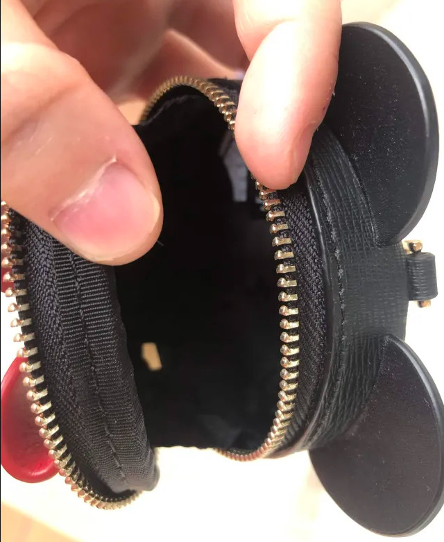 Kate Spade Minnie Key Purse Chain(Pre-owned, good condition)