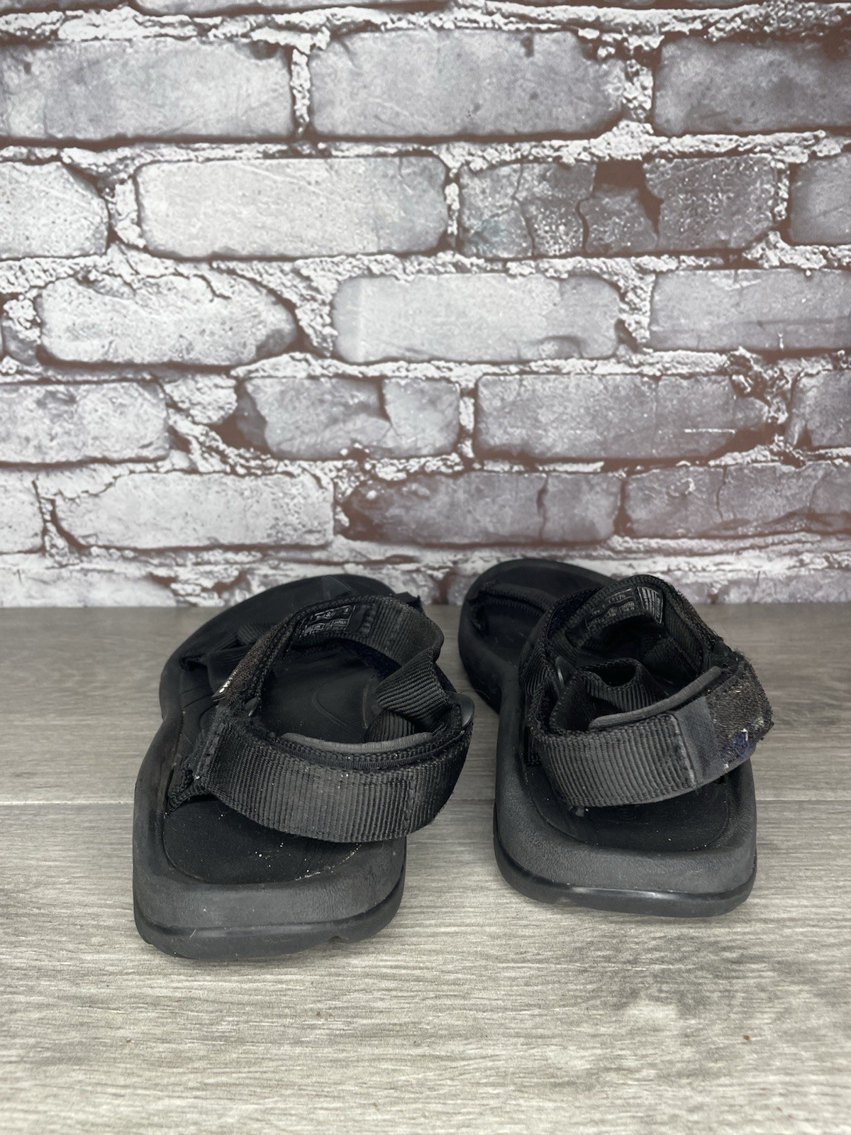 TEVA Hurricane Xlt2 Black EVA Foam Midsole Rugged Rubber Sandals Women 8M US/39