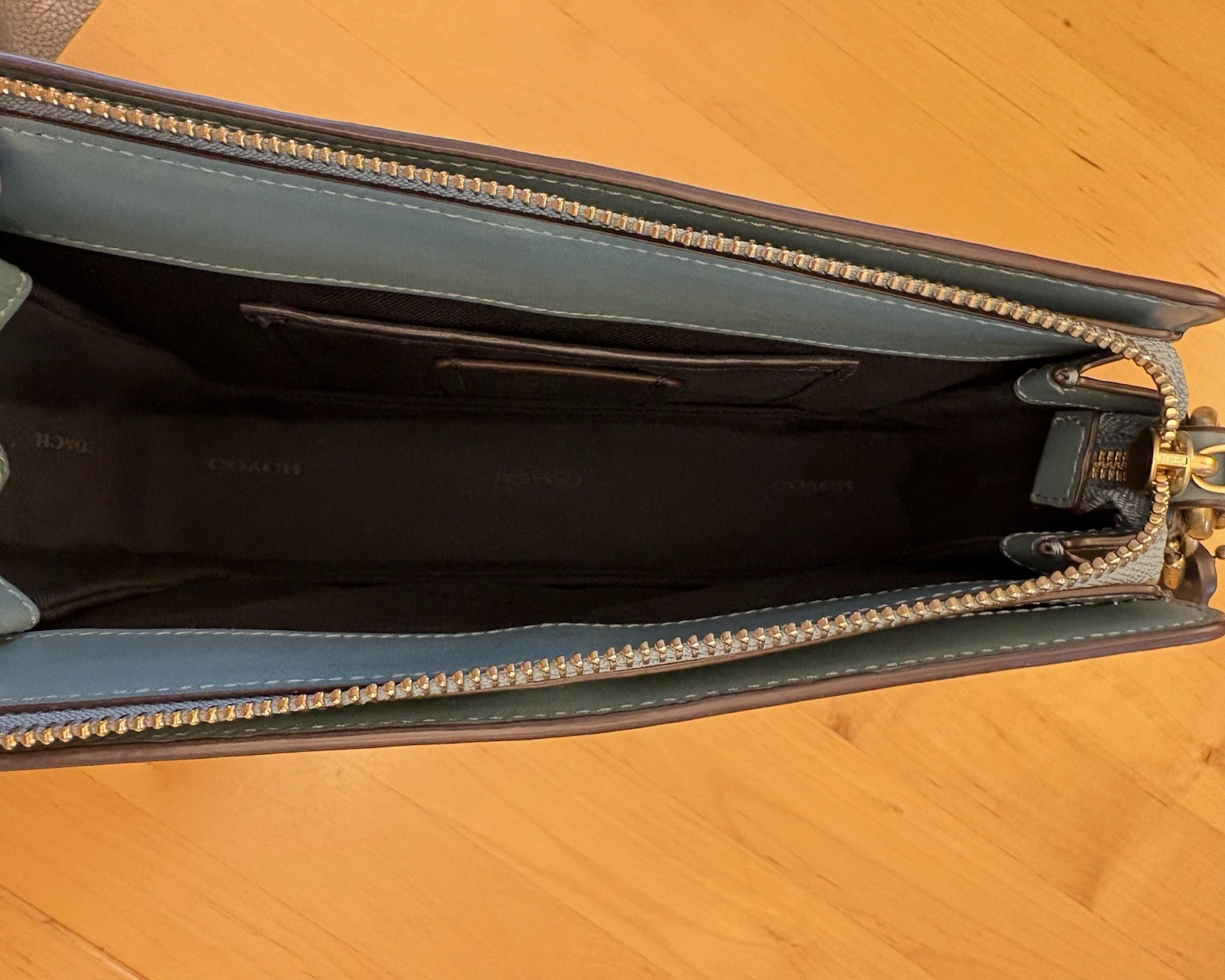 Coach Signature Chain Crossbody Bag Marine Blue Leather 78801 Oct 2019