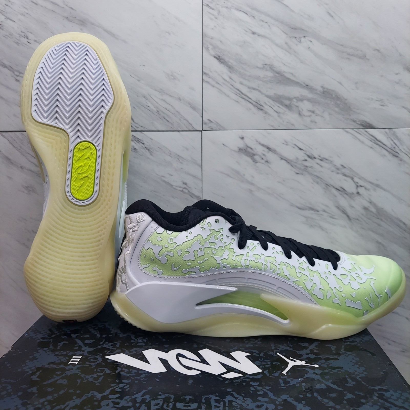 Nike Air Jordan Zion 3 No Guts White Volt Black Glow in Dark DR0675-110 Men 10.5