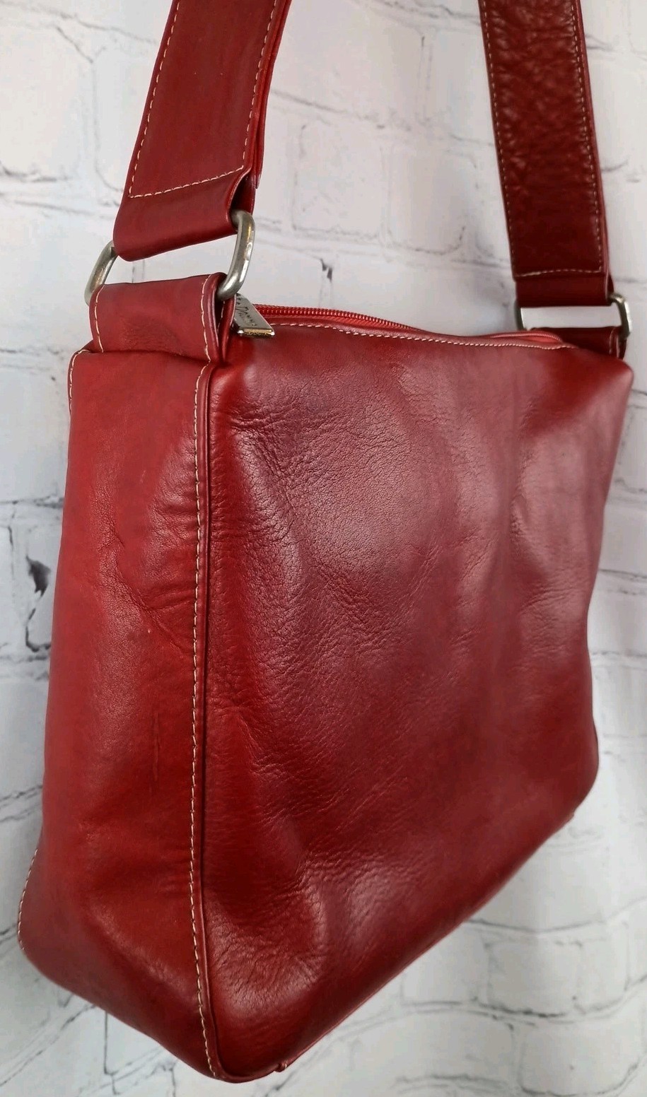 Le Donne Red Leather Shoulder Bag Purse