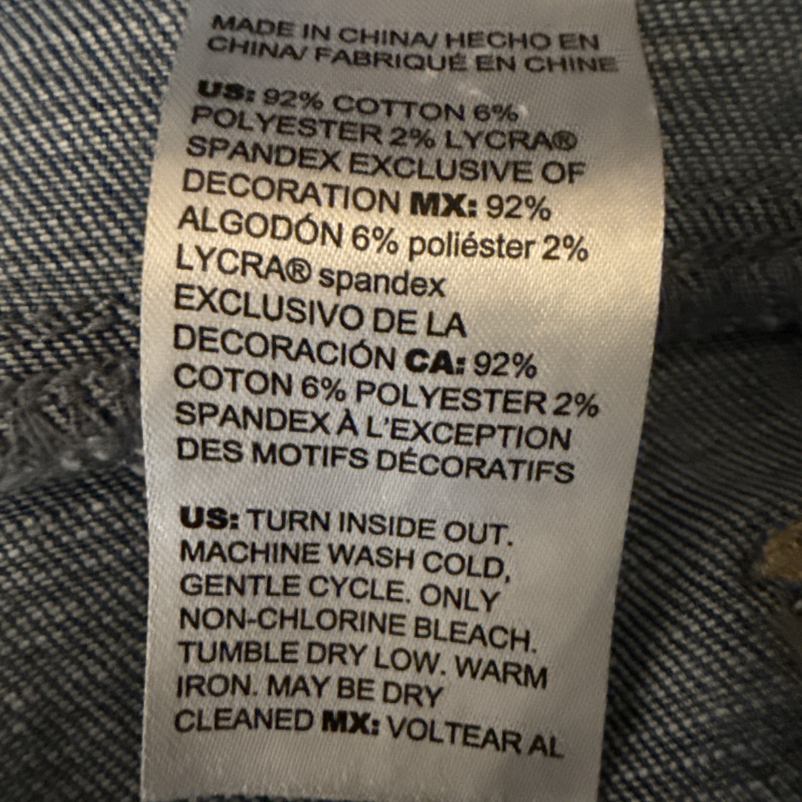Chico’s SO SLIMMING GIRLFRIEND Slim Leg Crop Floral Embroidered Jeans US 2 00