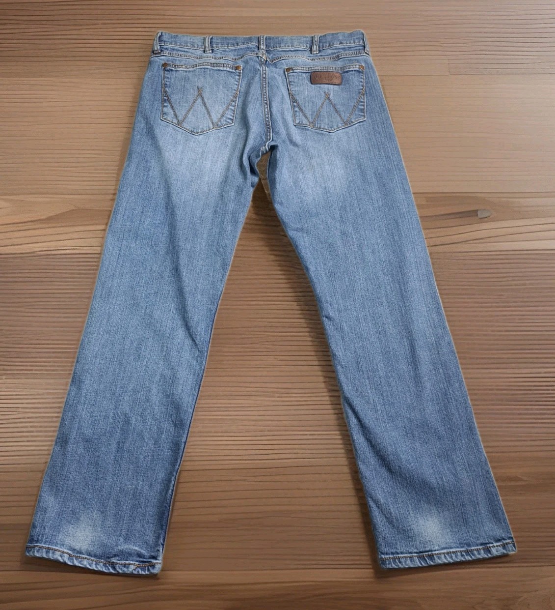 Wrangler Retro Men’s Size 36×32 Slim Straight Stretch Denim Blue Jeans Cowboy