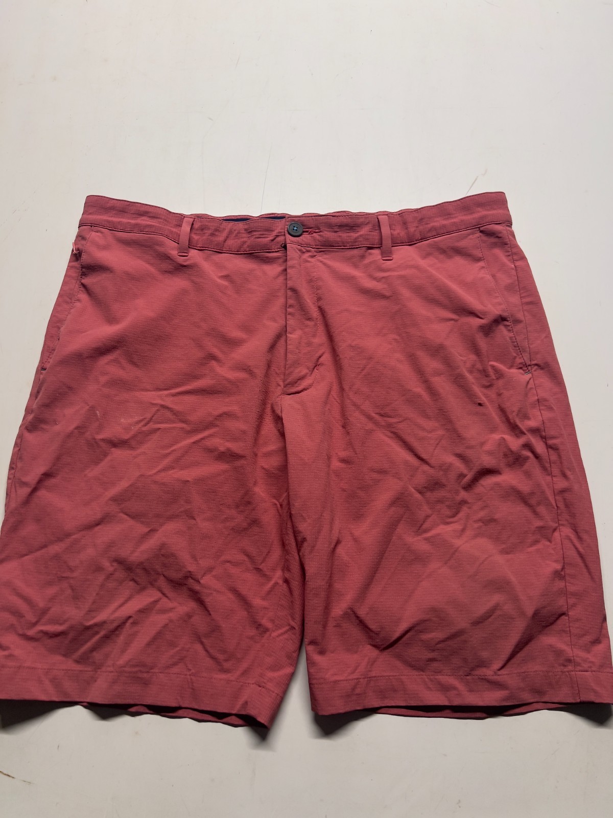 Tommy Bahama Chino Shorts Red Flat Front Casual Travel Beach Vacation Mens Sz 38