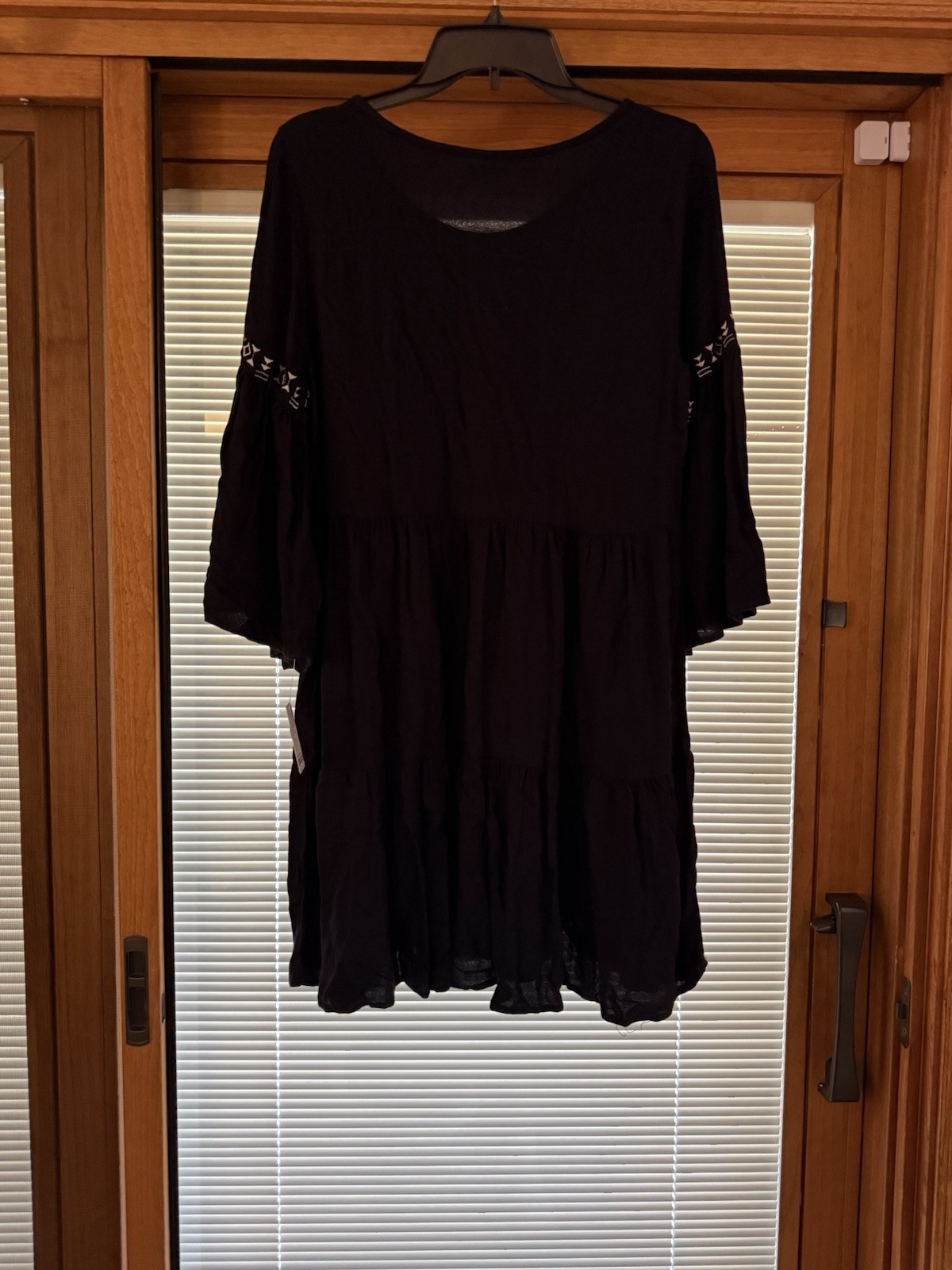 Skies Are Blue Black Embroidered Boho Shift Dress 3/4 Bell Sleeve L