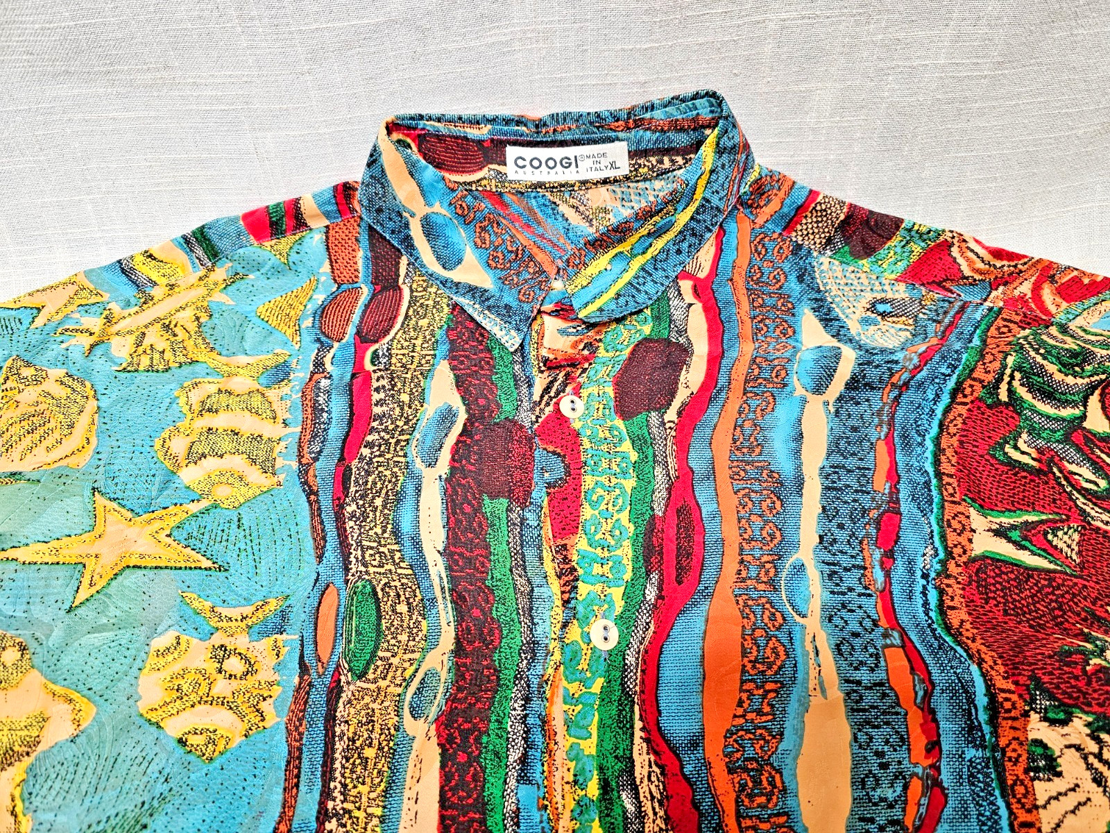 COOGI 100% Silk Button Down Short Sleeve Starfish Size XL R-1 DS36
