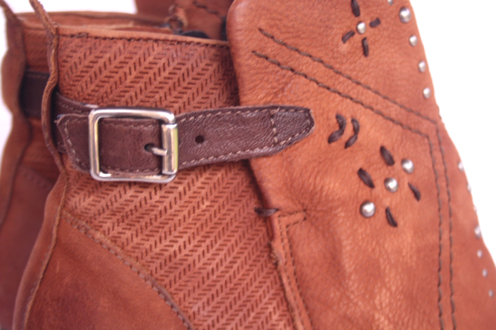 MIZ MOOZ Mills Studded Ankle Boot Womens 40/US 9-9.5 Brown Wrap Boho Buckle