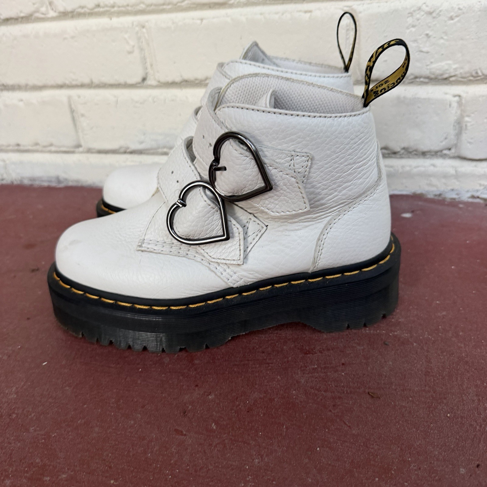 Dr. Martens Boots Devon Heart White Women’s Size 6 Platform Boots, Heart Buckles