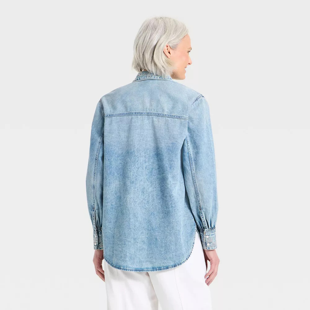 Women Embroidered Denim Shirt – Universal Thread Medium Wash L