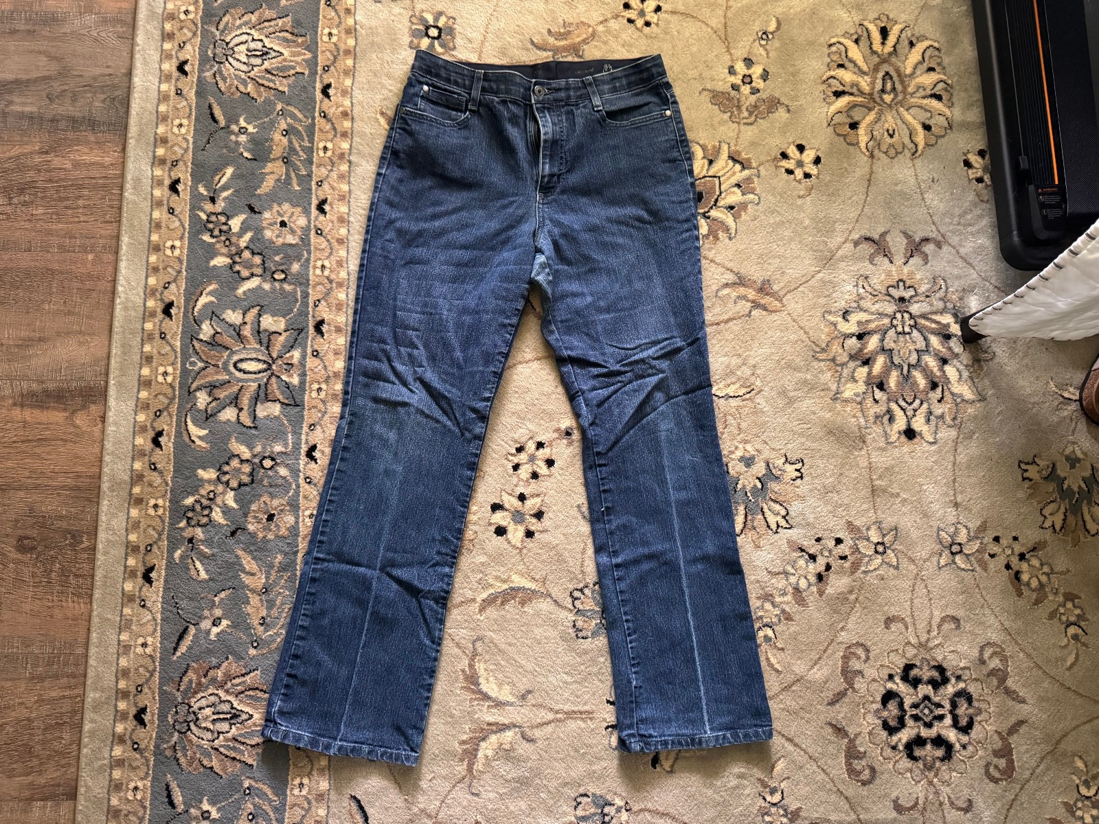 Gloria Vanderbilt Vintage Stretch Waistband Straight Leg Mid-Rise Jeans