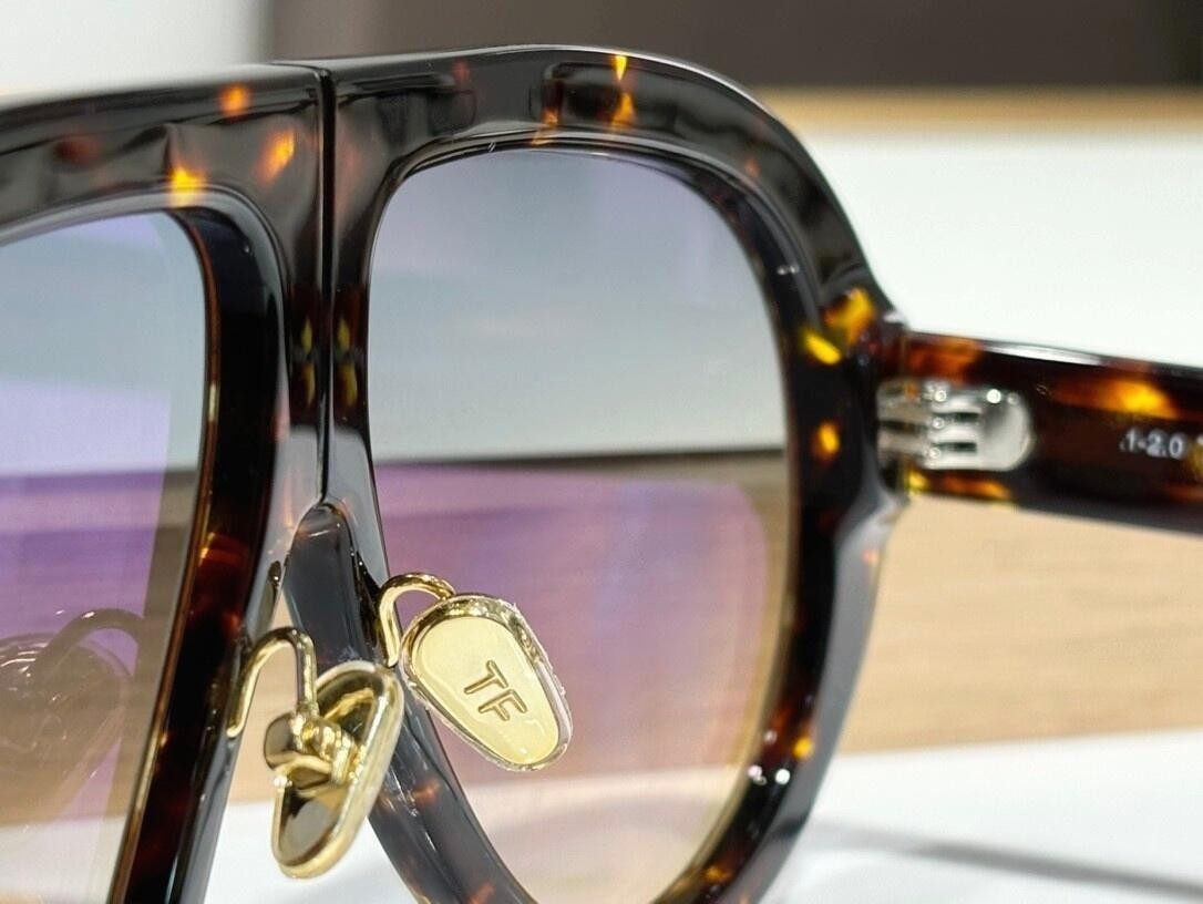Tom Ford TROY FT0836 Tortoiseshell Frame Men’s Sunglasses 61 10-140