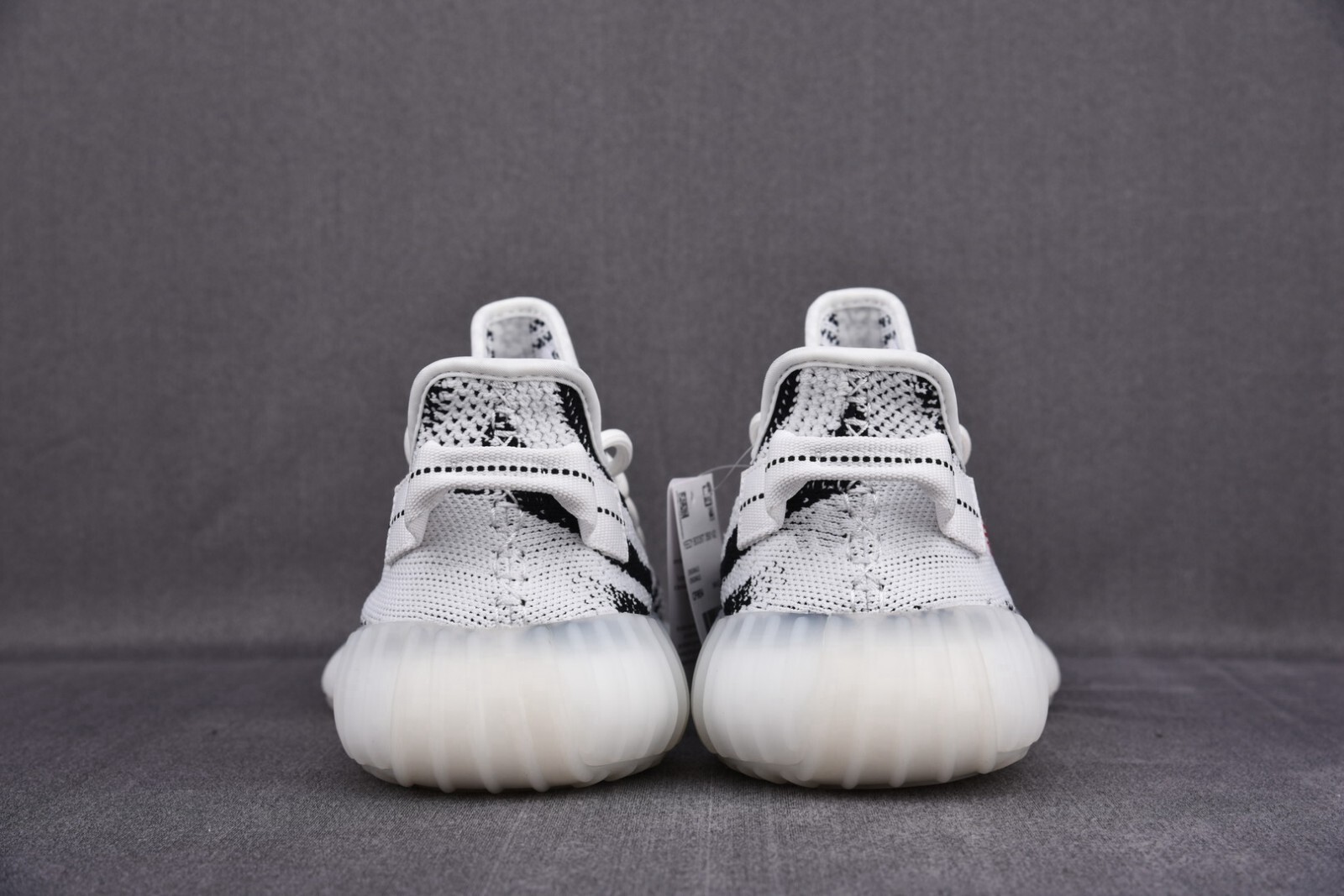 adidas Yeezy Boost 350 V2 Low Zebra CP9654 Brand New