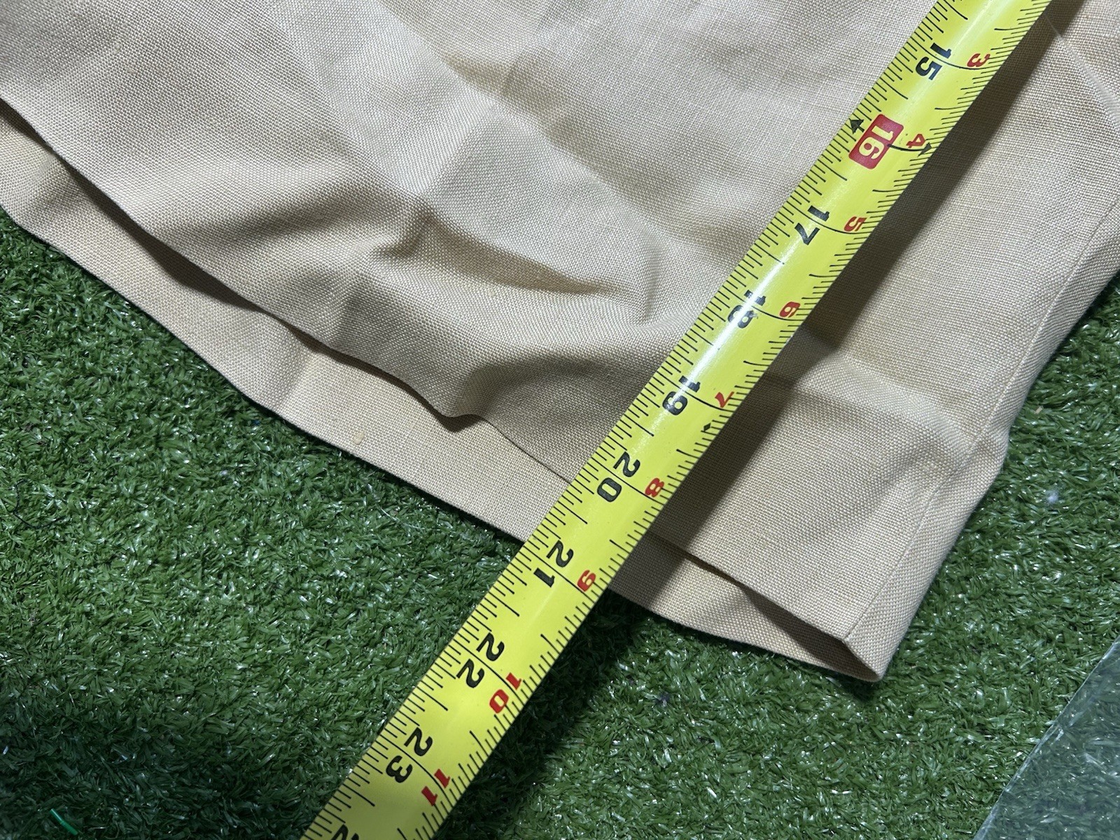 Corporate Image Beige Linen Shorts Mens Size 36 Tom James