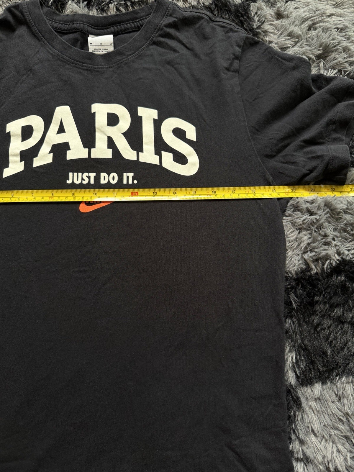 Nike Paris Just Do It Graphic Short Sleeve T-Shirt Black