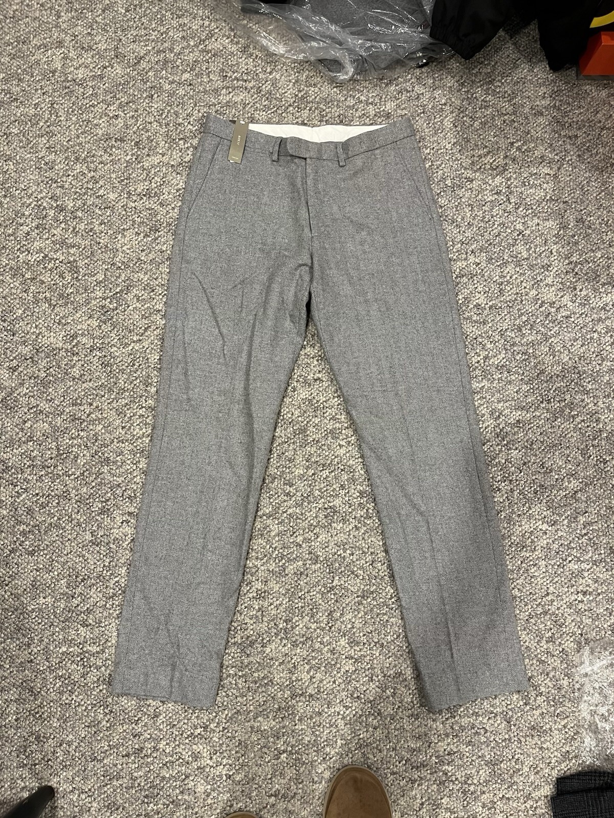 Men’s J.Crew Bowery Wool Herringbone Light Gray Pants – Size 32×34