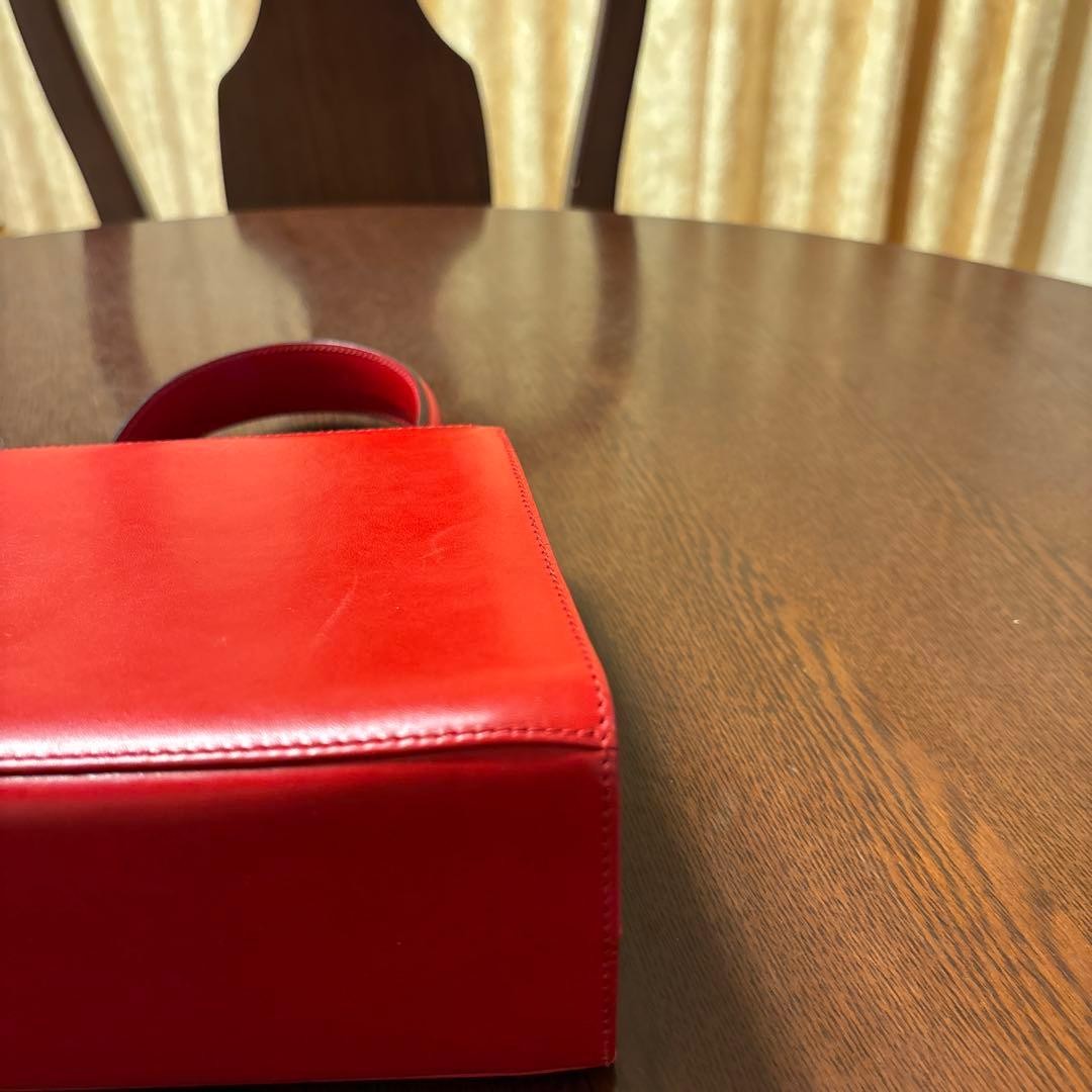 Salvatore Ferragamo Red Leather Handbag Shoulder Bag 20cm 7.9in W 19cm 7.5in H