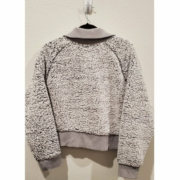 PINK Sharpa Gray Half Zipper Size L