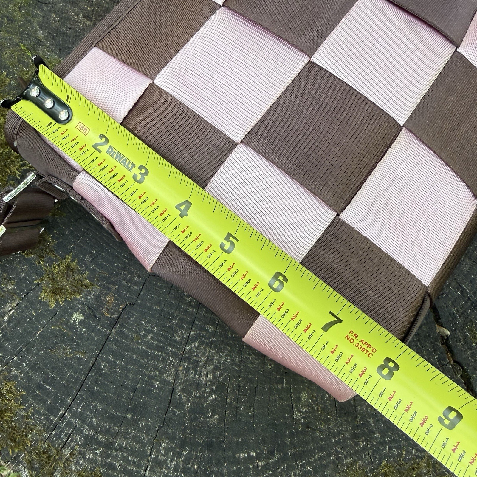 COMELY Seatbelt Bag Crossbody Purse Pink Brown Checkerboard Woven Handbag