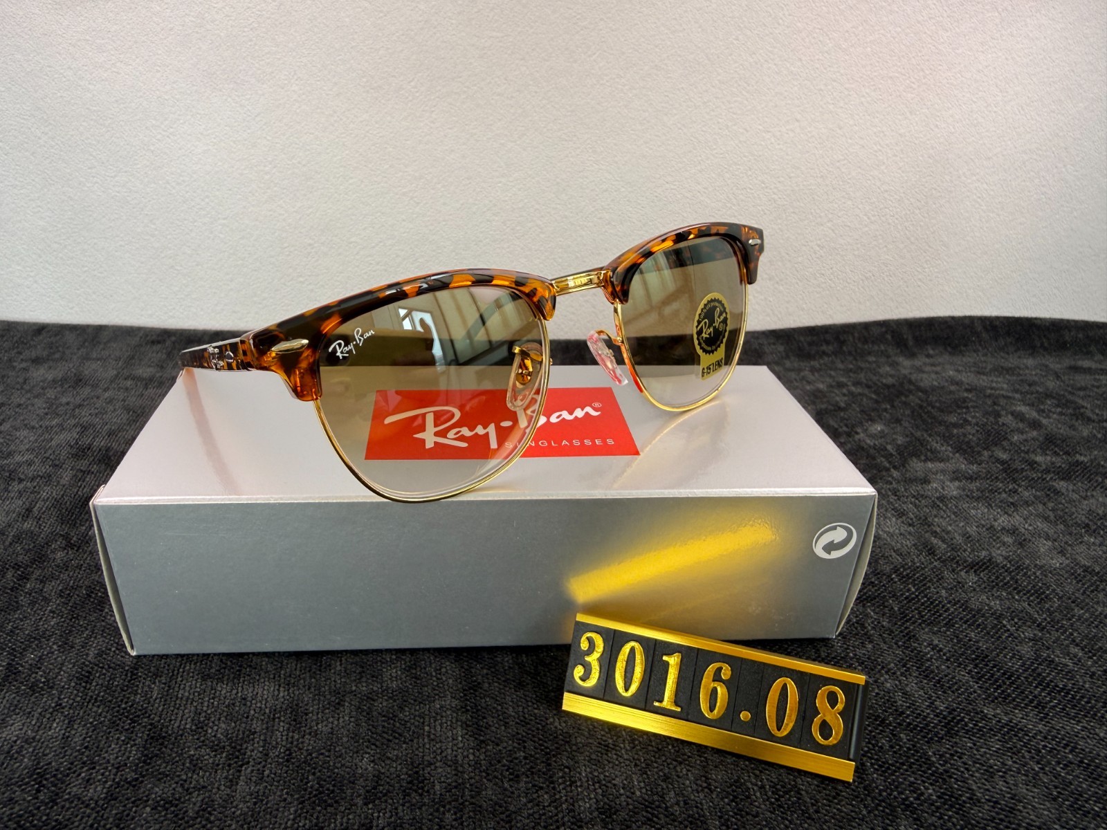 Ray-Ban RB3016 Tortoiseshell Frame Gradient brown Lens Sunglasses