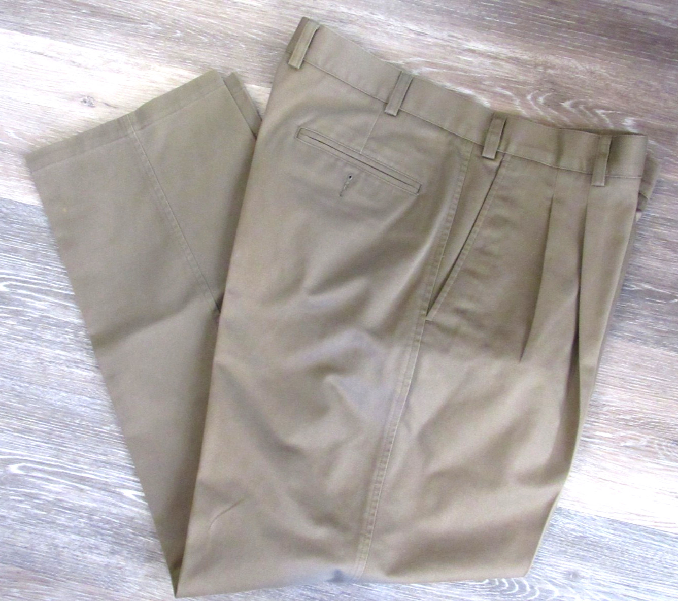 Nordstrom Norsport Men’s Pleated Green Cotton Khaki Twill Size 36×30 (KP-1)
