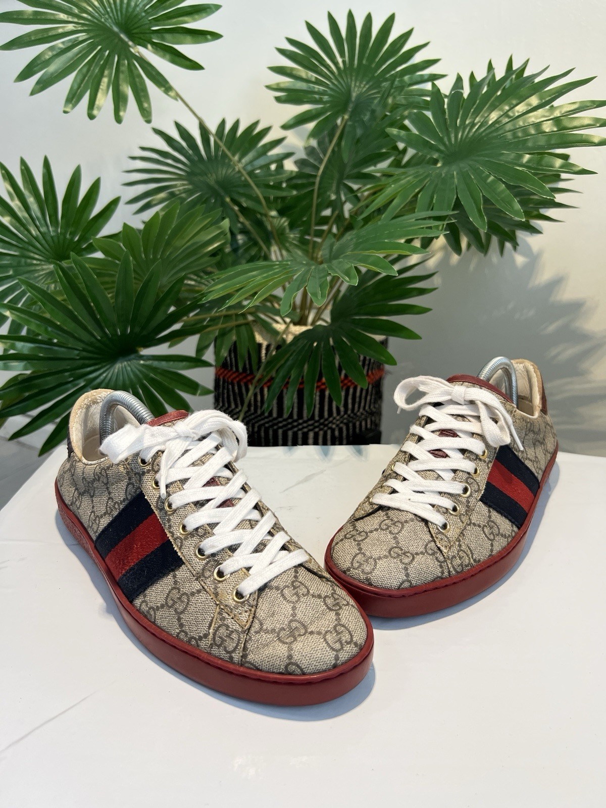 Gucci Ace GG Supreme Canvas Low Top Casual Sneaker Men’s Ebony 429445 U.S 7