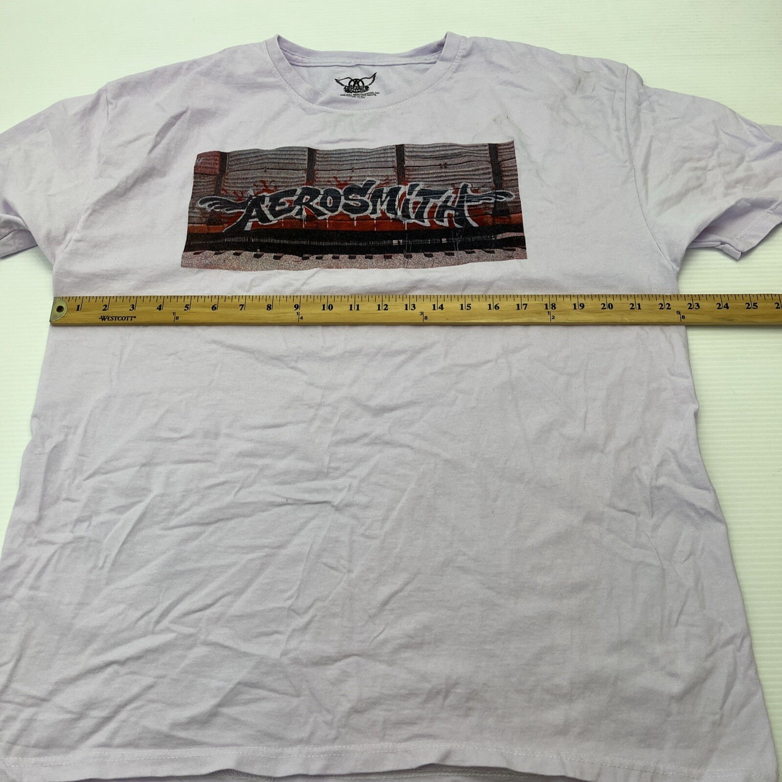 Aerosmith Graphic T-Shirt Mens XL Light Purple Good Graffiti Logo Rock Band Tee