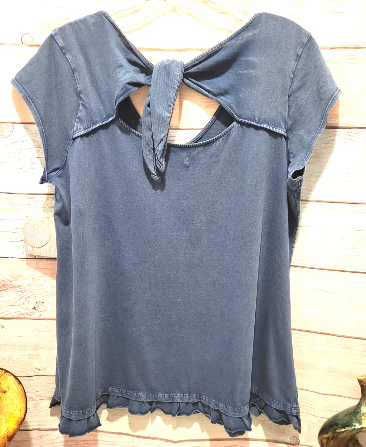 NWT Falls Creek Blue Chambray Style Top Ruffle Hem Tie Back Boho Casual M