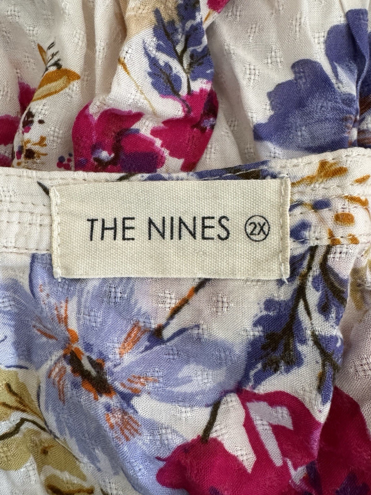 The Nines Womens Top Size 2X Cream Floral Lightweight Keyhole 3/4 Sleeve