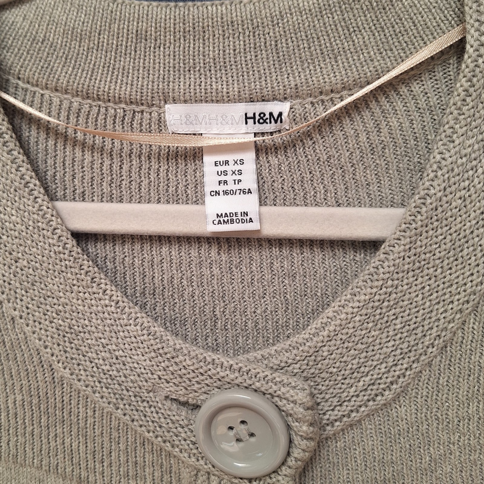 H&M Y2K Gray Cotton Pointelle Cardigan XS Y2K Statement Button Knit