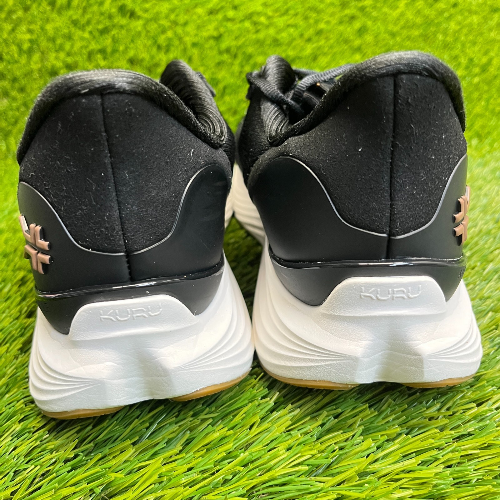 Kuru Atom 2 Womens Size 9D Black White Athletic Running Walking Shoes Sneakers