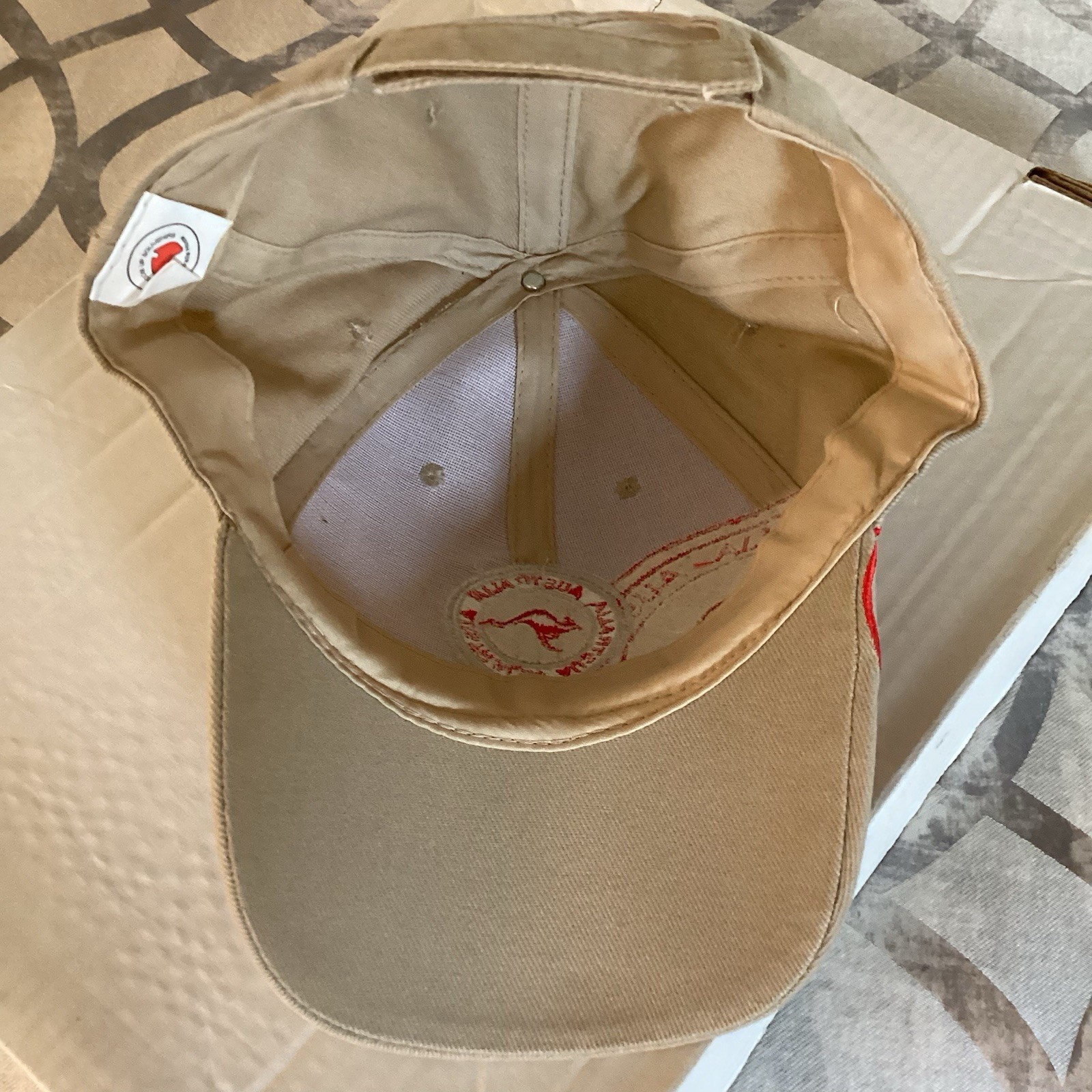 Australia Hopping Kangaroo Beige Baseball Cap Adjustable New With Tag