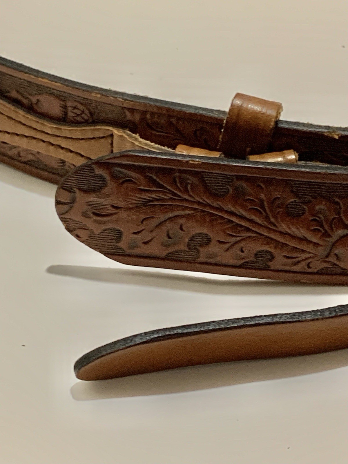 Men VNTG 40 “Comanche “Handmade Genuine Top grain Leather Belt 56364 Made In USA