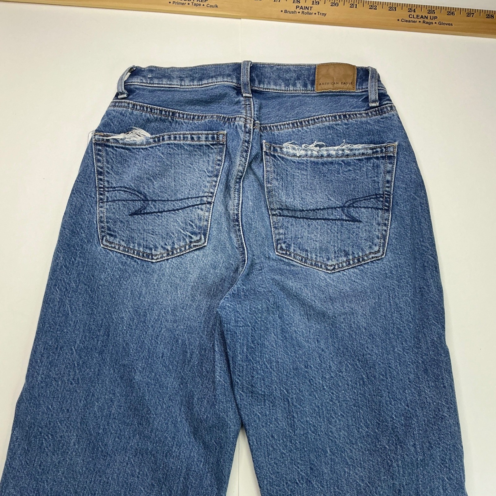 American Eagle Blue Baggy Jean Womens 2 Mid Rise Wide Leg Medium Wash Distressed