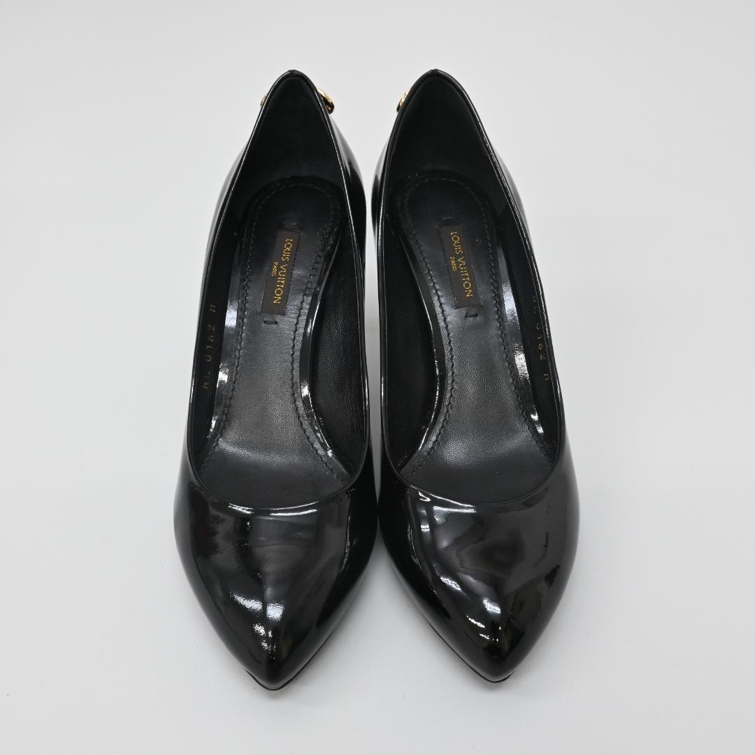 Louis Vuitton Patent Leather Padlock Pumps EU 35 US 5 Heel 7.1-10cm 061528d