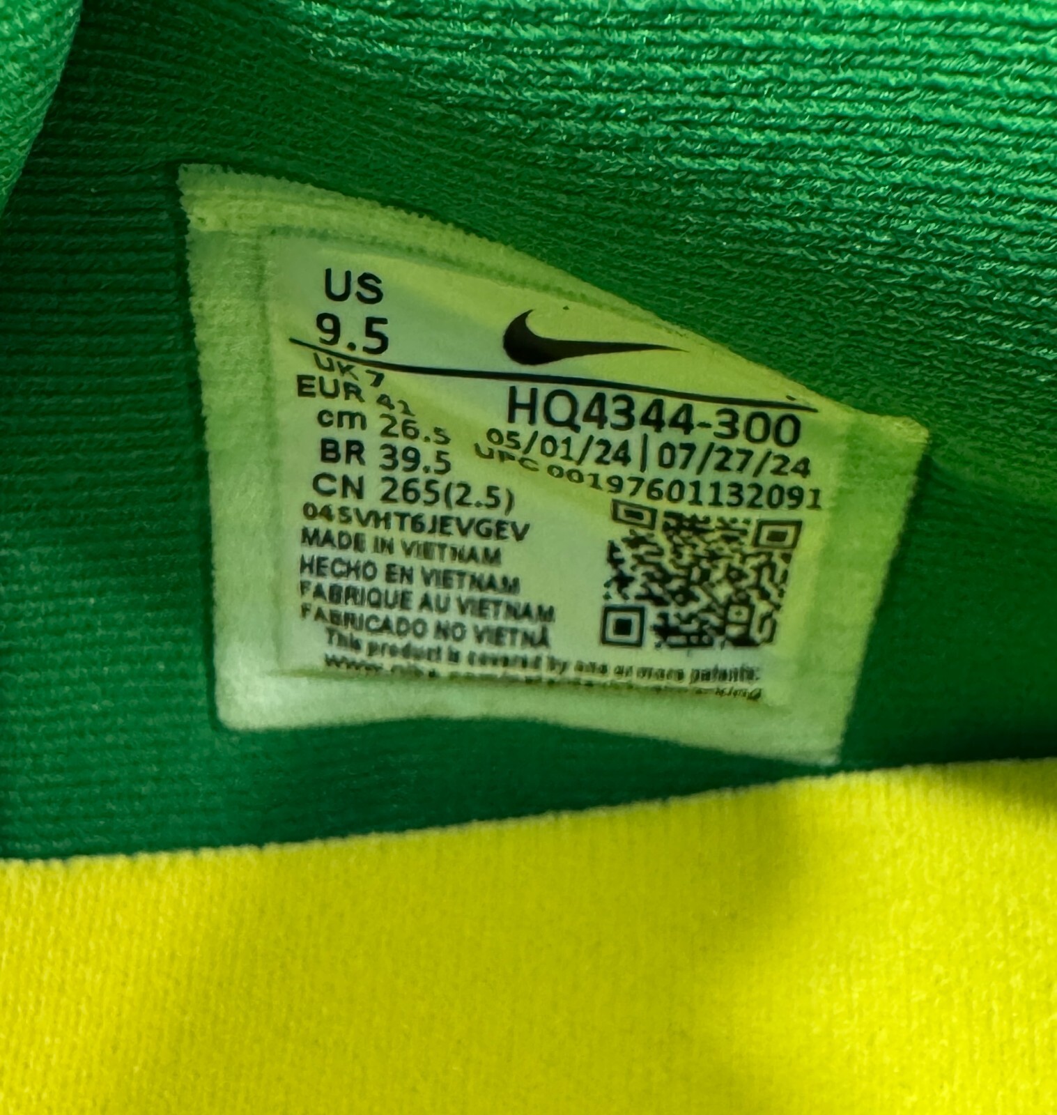 Nike Sabrina 2 Oregon Ducks PE Apple Green White HQ4344-300 Womens 9.5 / Mens 8