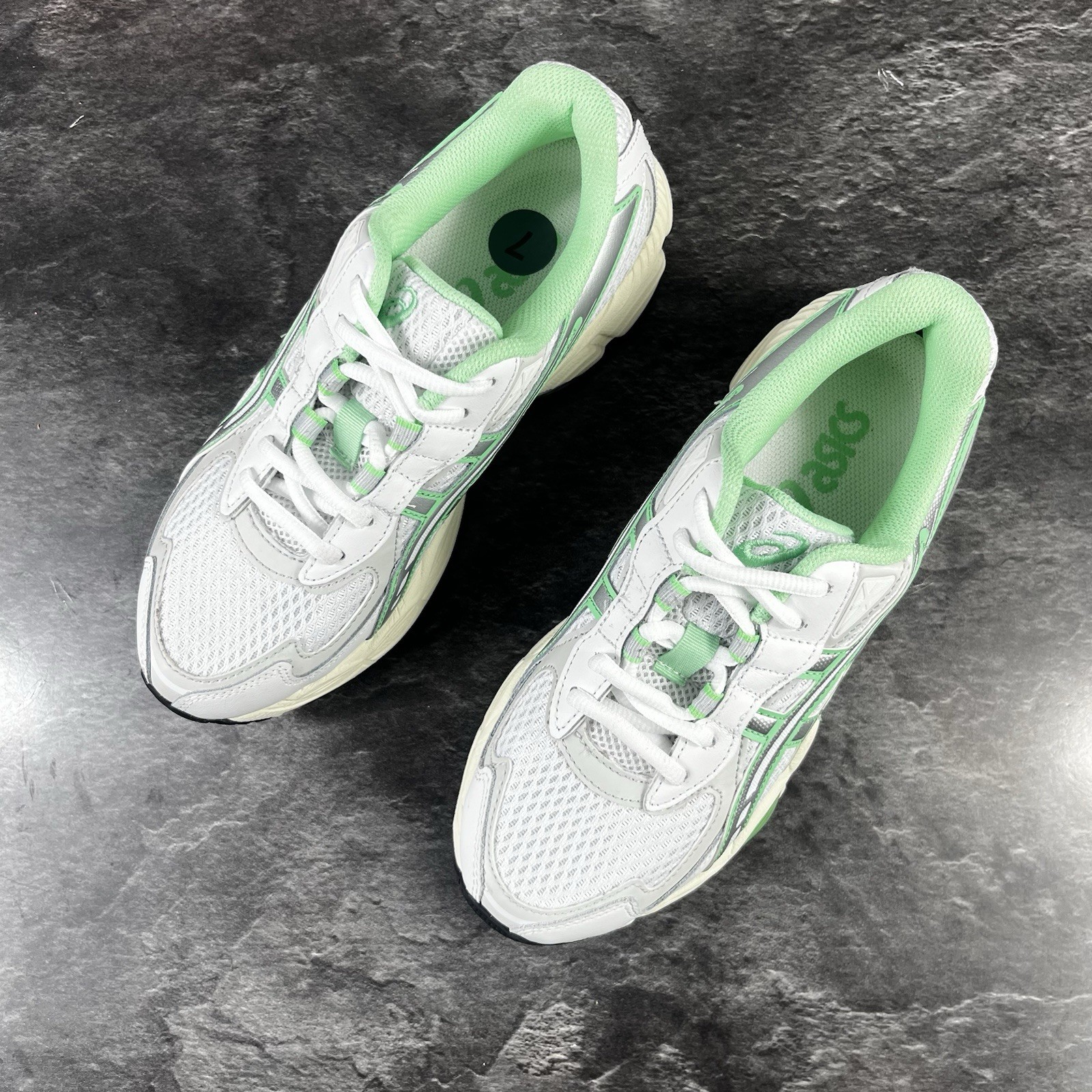 ASICS Gel-NYC 2055 “White Menthol”1203A542-105 Size 5.5M = 7 womens