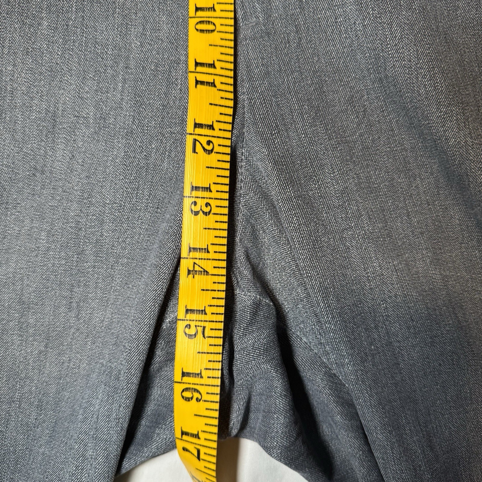 Tommy Bahama Mens Havana Silk Blend Herringbone Chinos 52 X 32 (meas. 54 X 32)