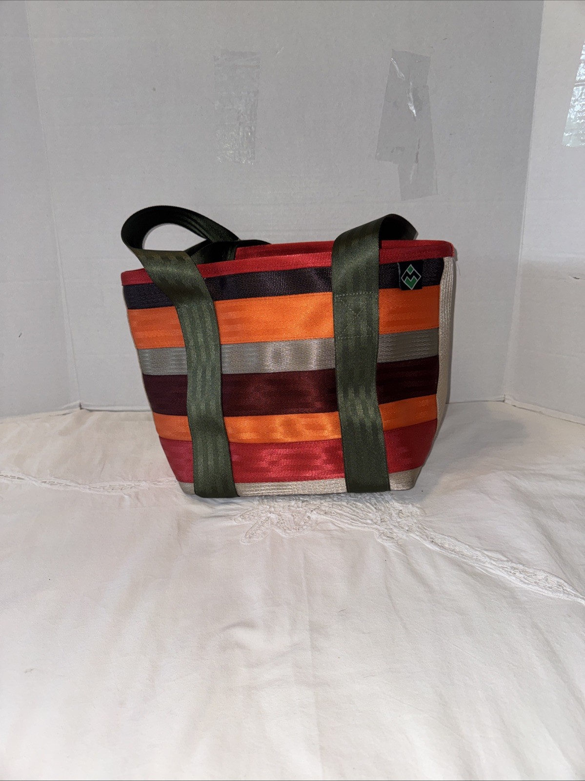 MAGGIE BAG SEAT BELT FALL COLORS TOTE STUNNING! IMAGINATIVE GROOVY COMFY LIGHT