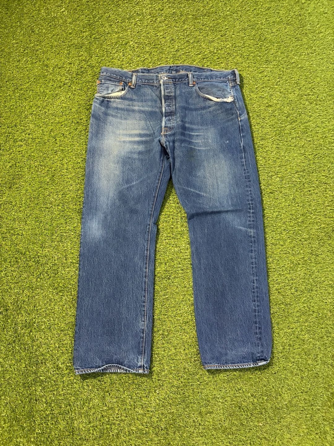 Baggy Levi’s 501 Original Fit Button Fly Jeans