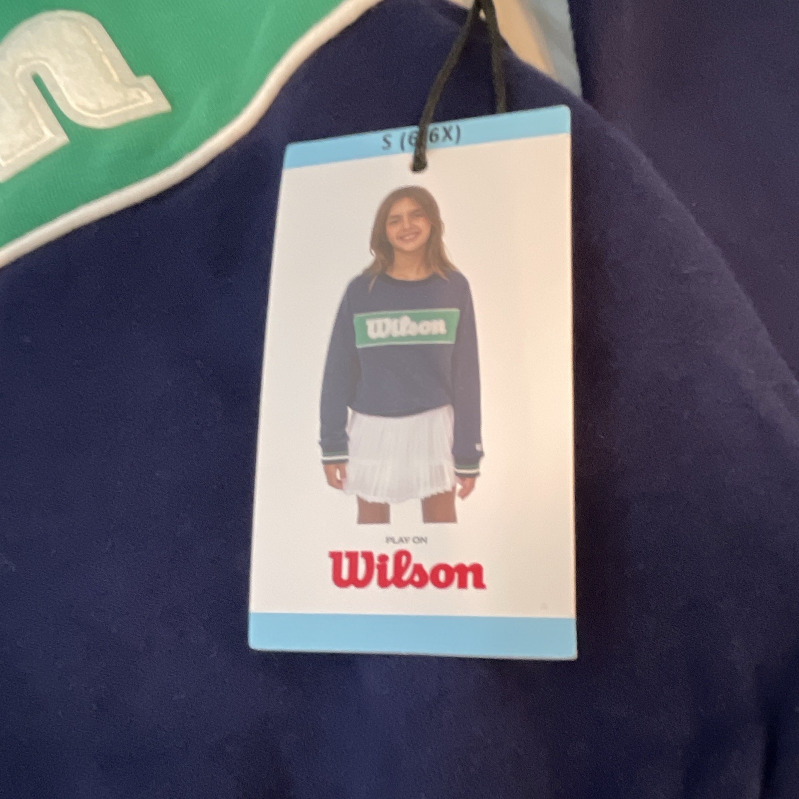 Wilson Girls Pullover Sweatshirt Colorblock Logo Graphic Fleece S (6/6X)