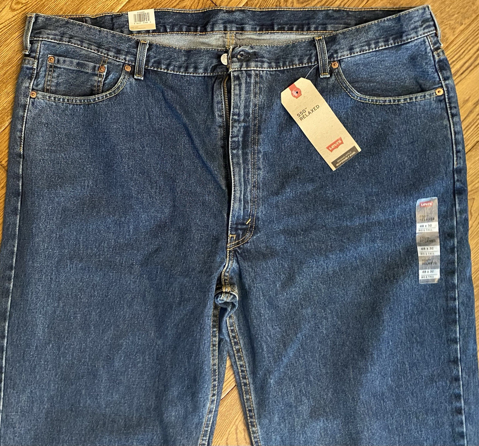 Levi’s 550 Denim Mens NWT Jeans 48 x 32 Relaxed Fit Zip Fly – New