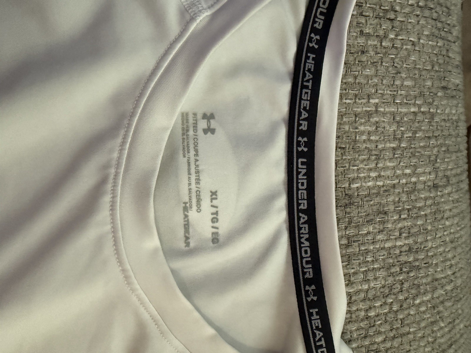 Under Armour HeatGear Men’s Compression Long Sleeve Crew Neck Shirt White XL